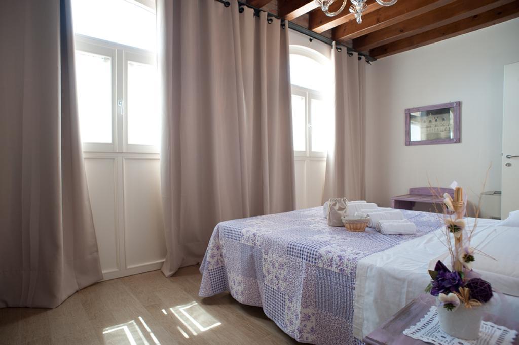 Villa Myosotis Mirano Pokoj fotografie